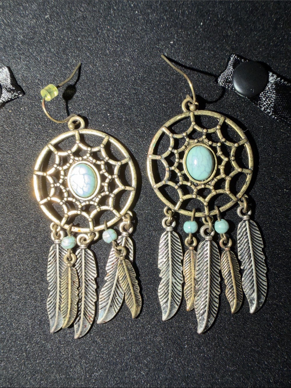 Women’s accessories